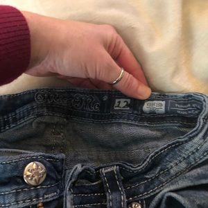 Girl miss me jeans